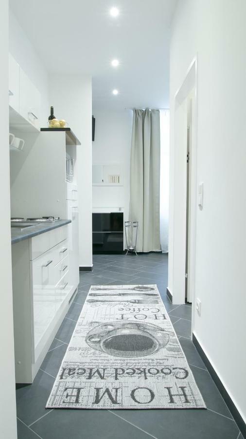 Lotus Apartment Wenen Buitenkant foto